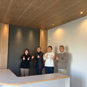 【新築事務所見学会】東愛知新聞様に取材していただきました！